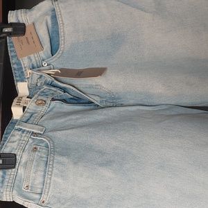 Men's New with Tag Light Denim Loose Jeans